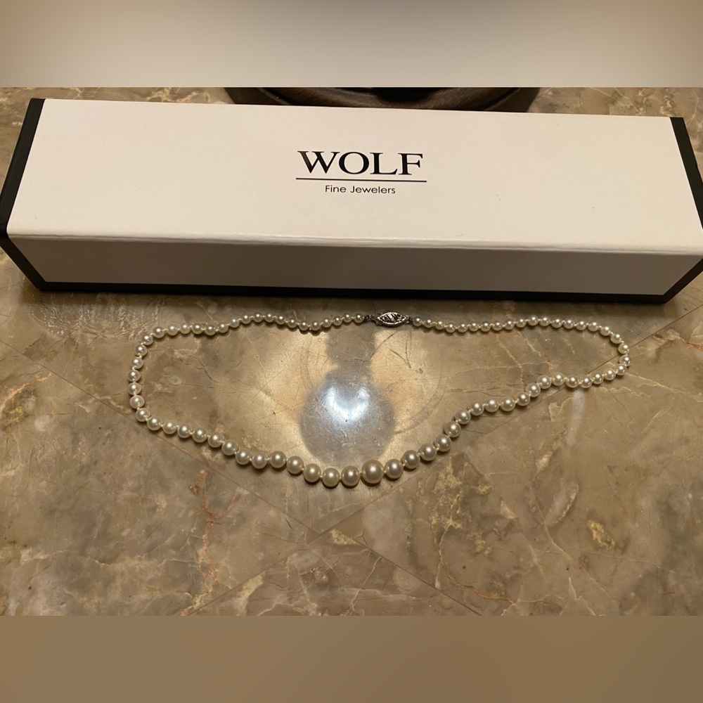 Pearl Necklace (Fine Jewelry) NEW (real approved) GREAT GIFT 🎁